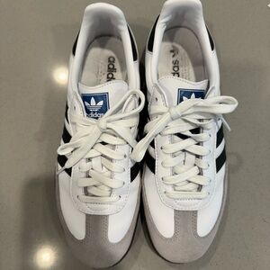 Adidas Sambas size 9 womens (8 mens) Excellent condition. Only worn a few times.